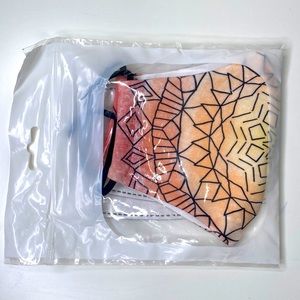 Geometrical pattern - Face mask NWT